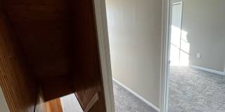 Newly Renovated 3 Bedroom, 1 Bathroom in Spring Hill- Central Air and Brand New Kitchen!! Gallery 15