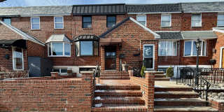 RARELY Offered completely RENOVATED PACKER PARK 3 Bedroom/2.5 Bath HOME w/ Central AC-HARDWOOD Flooring-Finished Basement-WASHER/DRYER-Spacious Front PATIO  Rear DECK, Attached 1 CAR GARAGE PARKING  Additional DRIVEWAY PARKING! Gallery 1