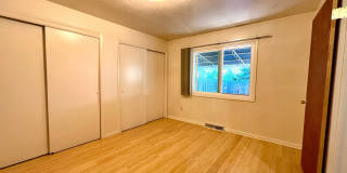 Spacious 4BR House in Edgewater Gallery 31