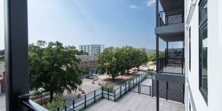 Stadium Lofts Gallery 21