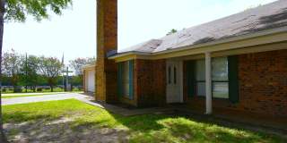 Updated, Spacious 3 Bedroom, 2 Bath Duplex in Whitehouse ISD! Gallery 4
