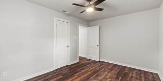 Beautifully Renovated Home Gallery 22