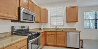 Excellent Townhome at the Terrace in Artesia Gallery 34
