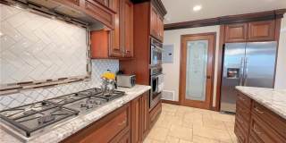 5418 Saratoga Gallery 6
