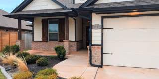 Luxury Living in Broadmoore Heights | Outdoor Fireplace, Patio TV & 3-Car Garage Gallery 1
