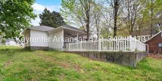 Charming 1 Bedroom Cottage-Style Home with Spacious Yard Charming 1 Bedroom Cottage-Style Home with Spacious Yard Gallery 23