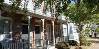 522 1/2 North 1st Street Gallery 38