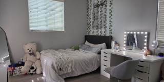 3607 E SALTER Drive Gallery 16