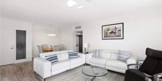 240 Seaview Court # 211 Gallery 4
