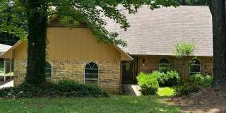 Gorgeous Remodeled 4 Bedroom Home Gorgeous Remodeled 4 Bedroom Home Gallery 1