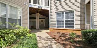 Riverbend Condominiums — 270 Riverbend Dr, Unit 2D, Charlottesville, VA 22911 Gallery 1