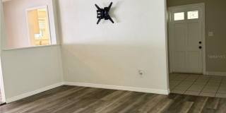 2419 WELLS AVENUE Gallery 16