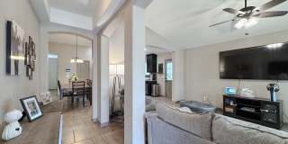 East El Paso 4 bed Refrig A/C Home! Gallery 4