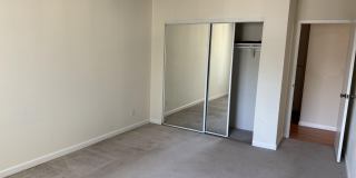 18530 Hatteras Street Gallery 13
