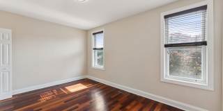 3 Level Semi-Detached Row Home in Columbia Heights Gallery 24