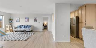 2 Bedroom Condo in Fashion Valley Gallery 9