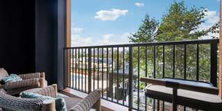 Stella at Star Metals Gallery 33