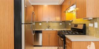 3711 North Wilton Gallery 1