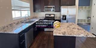 4 Bedroom Eagle Mountain Home Gallery 7