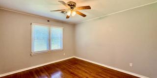 9519 Stratford Drive Gallery 16