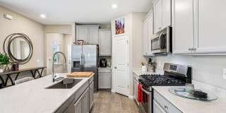 3956 BLOOMFIELD Court Gallery 11