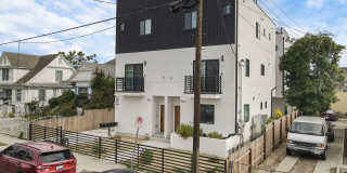 438 E 28th St Gallery 31