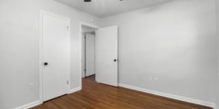 10 Lexington Drive Gallery 16