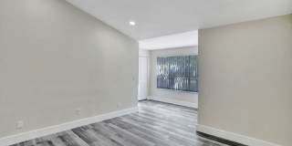2BED/1BATH renovated apartment ready to MOVE IN! Gallery 10