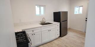 2421 L Street Gallery 6