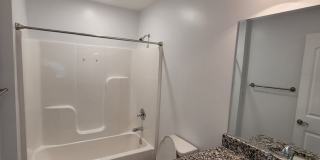 Ten Acre Terrace 3 bedroom 2 bath home w/2 car garage Gallery 18