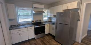 Charming 1 Bedroom 1 Bath Condo. Utilities included. Fury friends Welcome! Gallery 1