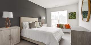 Station 250 Mundelein Gallery 16