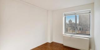 300 W 135th Street Gallery 28