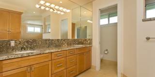 Kahala - 4 Bedroom, 3.5 Bathroom, 2 vehicle garage Gallery 20