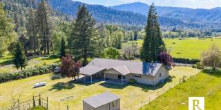 5 Acres in the Applegate Valley with Pasture & Outbuildings Gallery 1