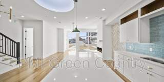 118 East Elgin Street Gallery 13