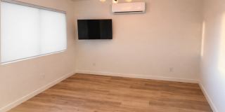 608 Montana Avenue Gallery 7