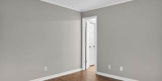 Spacious 3BR Condo in Fayetteville Gallery 14