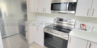 15495 Miami Lakeway N Gallery 3