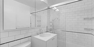 926 Park Ave Gallery 19