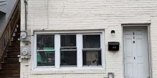 519 N Indiana Ave Gallery 1