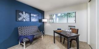 Pruneyard West Gallery 80