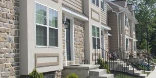 2 Bedroom Townhome in Elizabethtown! Gallery 1