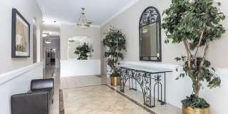 511 San Vicente Boulevard Gallery 8