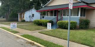 120 W Elwood Avenue Gallery 1