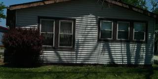 Charming 2BR House in Sauk Village IL Gallery 1