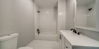 811 W Kings Gallery 33