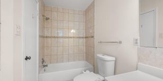 222 APPLE BLOSSOM Court Gallery 26
