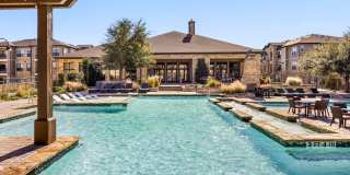 The Royce 8100 The Royce 8100 Gallery 22