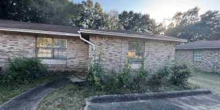 6413 Kennington Cir Gallery 1